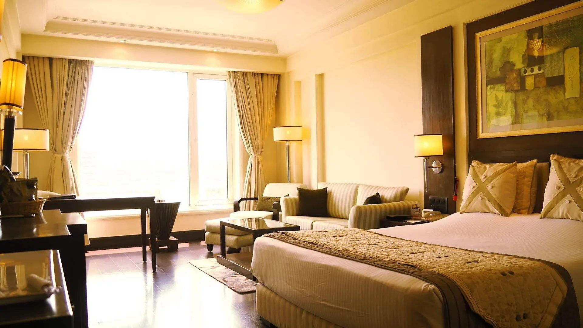 Dia Park Premier Hotel Gurgaon